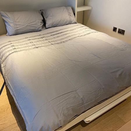 Luxury Canary Wharf One Bedroom Apartment In The Heart Of Londyn Zewnętrze zdjęcie
